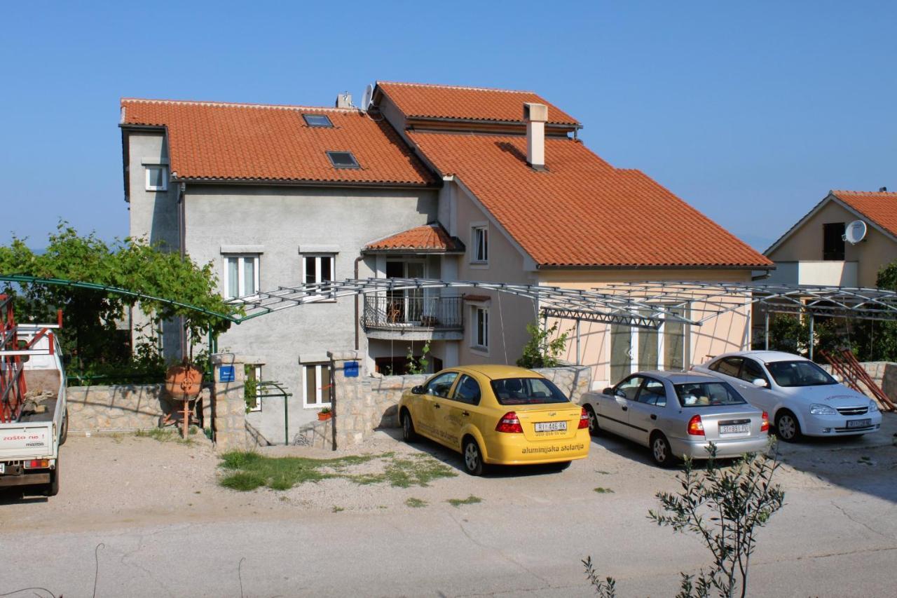 Apartments And Rooms With Parking Space Njivice, Krk - 5458 Екстериор снимка