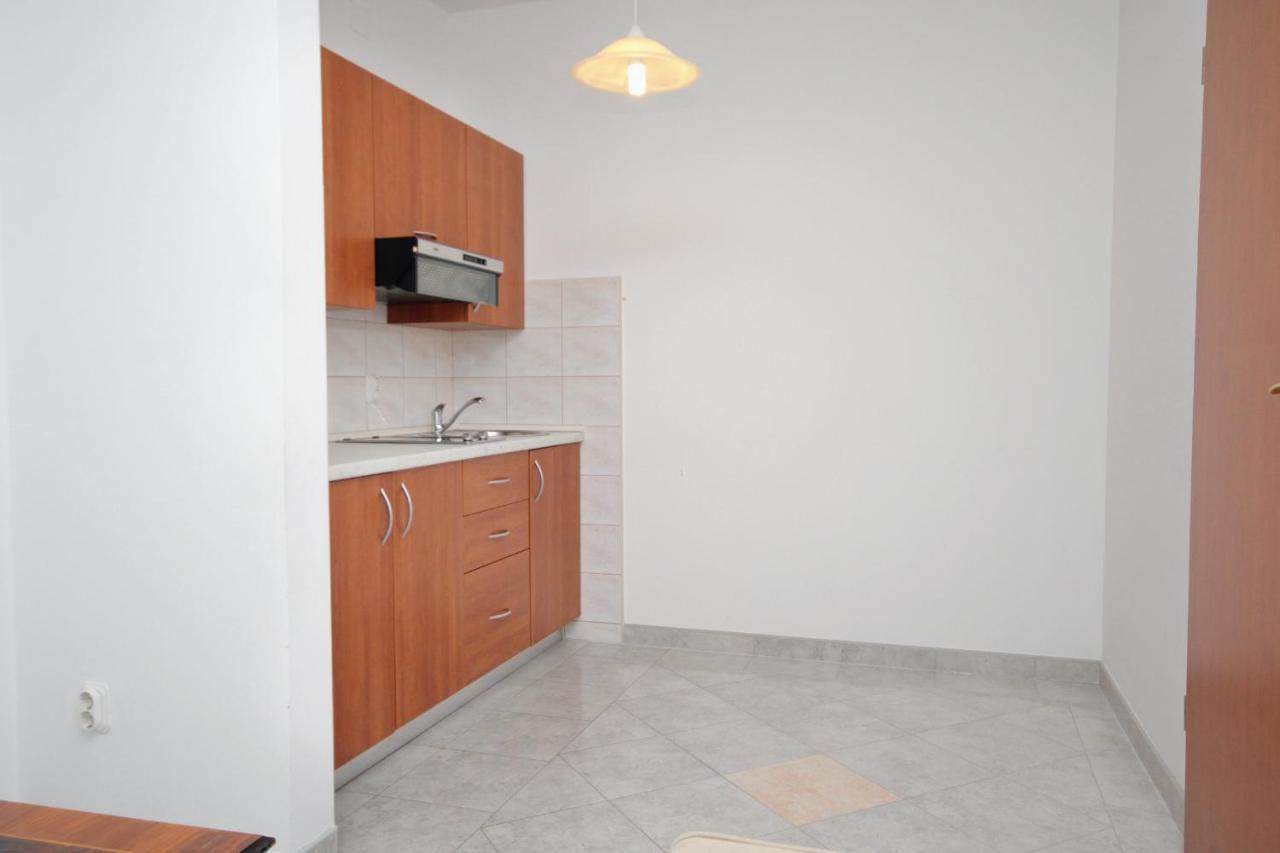 Apartments And Rooms With Parking Space Njivice, Krk - 5458 Екстериор снимка