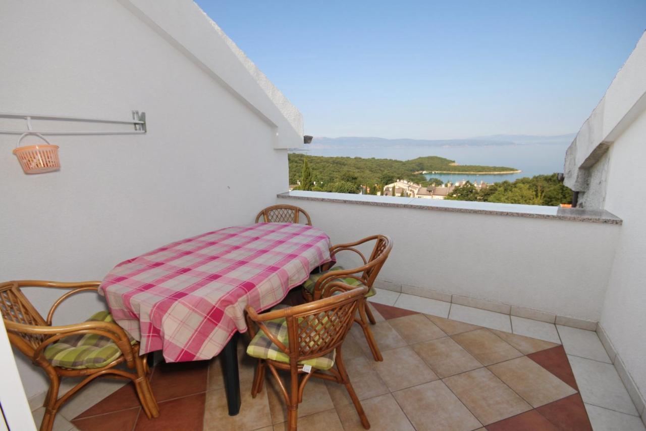 Apartments And Rooms With Parking Space Njivice, Krk - 5458 Екстериор снимка