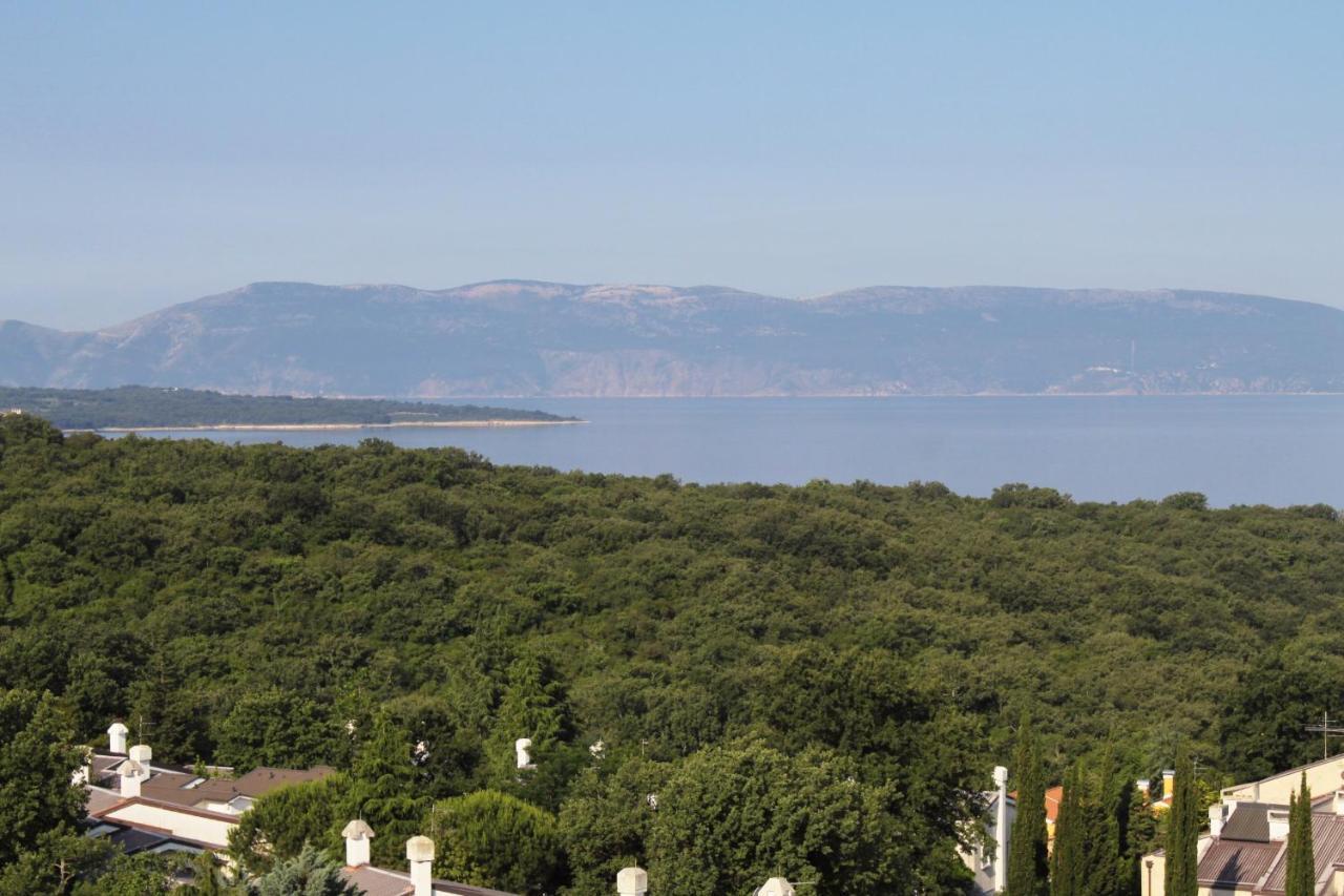 Apartments And Rooms With Parking Space Njivice, Krk - 5458 Екстериор снимка