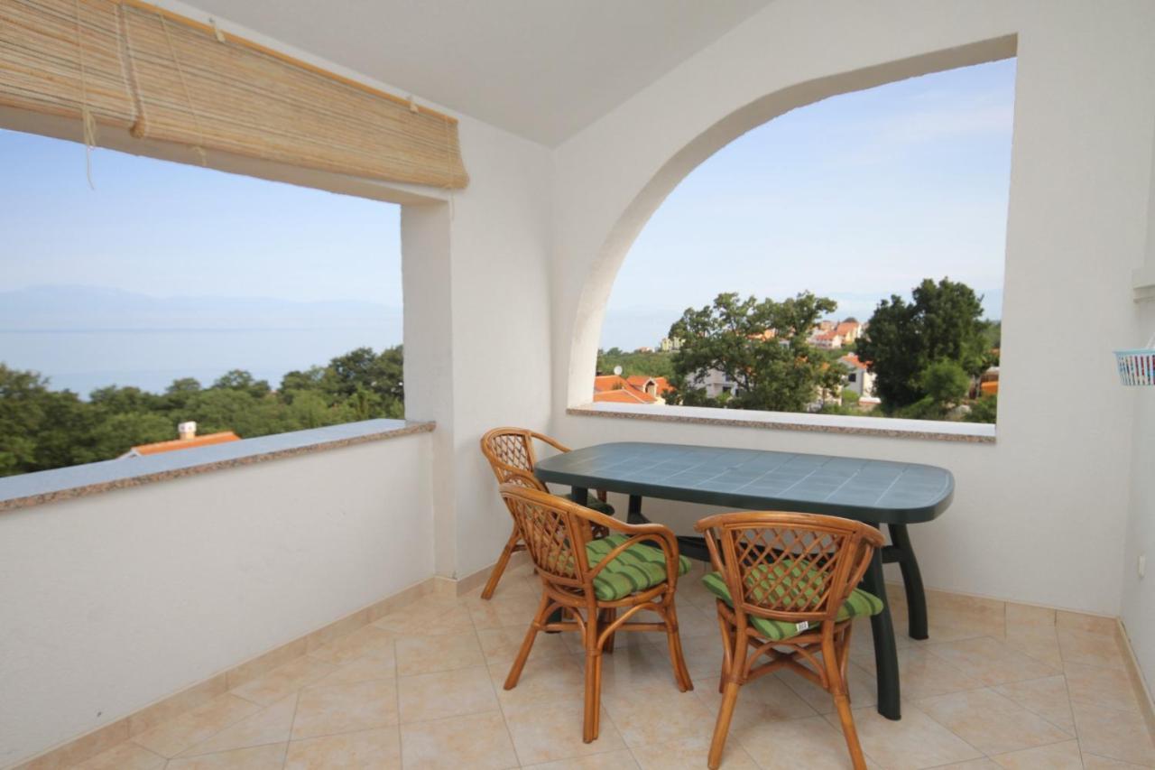 Apartments And Rooms With Parking Space Njivice, Krk - 5458 Екстериор снимка