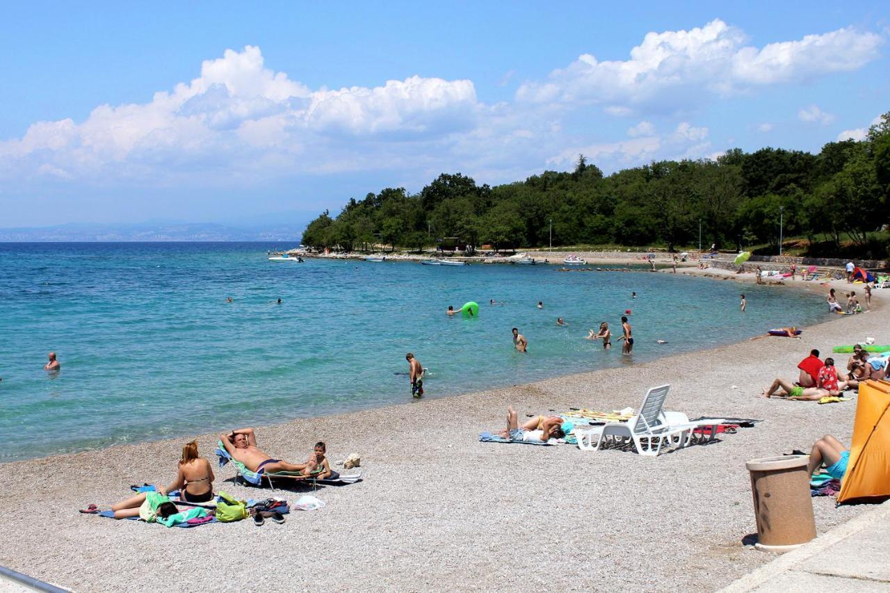 Apartments And Rooms With Parking Space Njivice, Krk - 5458 Екстериор снимка